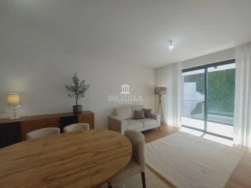 Apartamento T6 para Venda em Funchal (São Pedro)