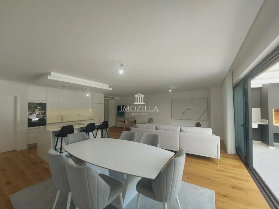 Apartamento T6 para Venda em Funchal (São Pedro) Foto 22