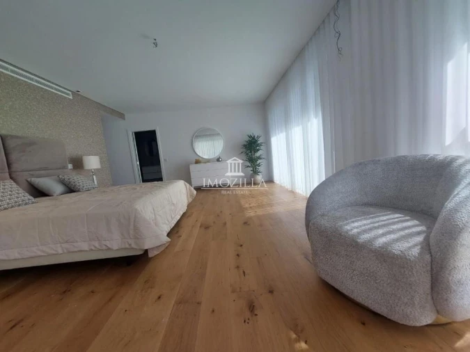 Apartamento T6 para Venda em Funchal (São Pedro) Foto 11