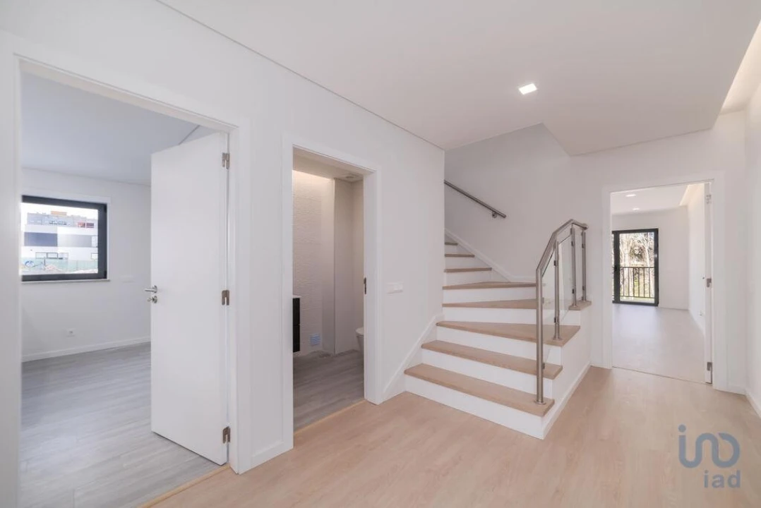 Moradia T4 para Venda em Tavarede Foto 9