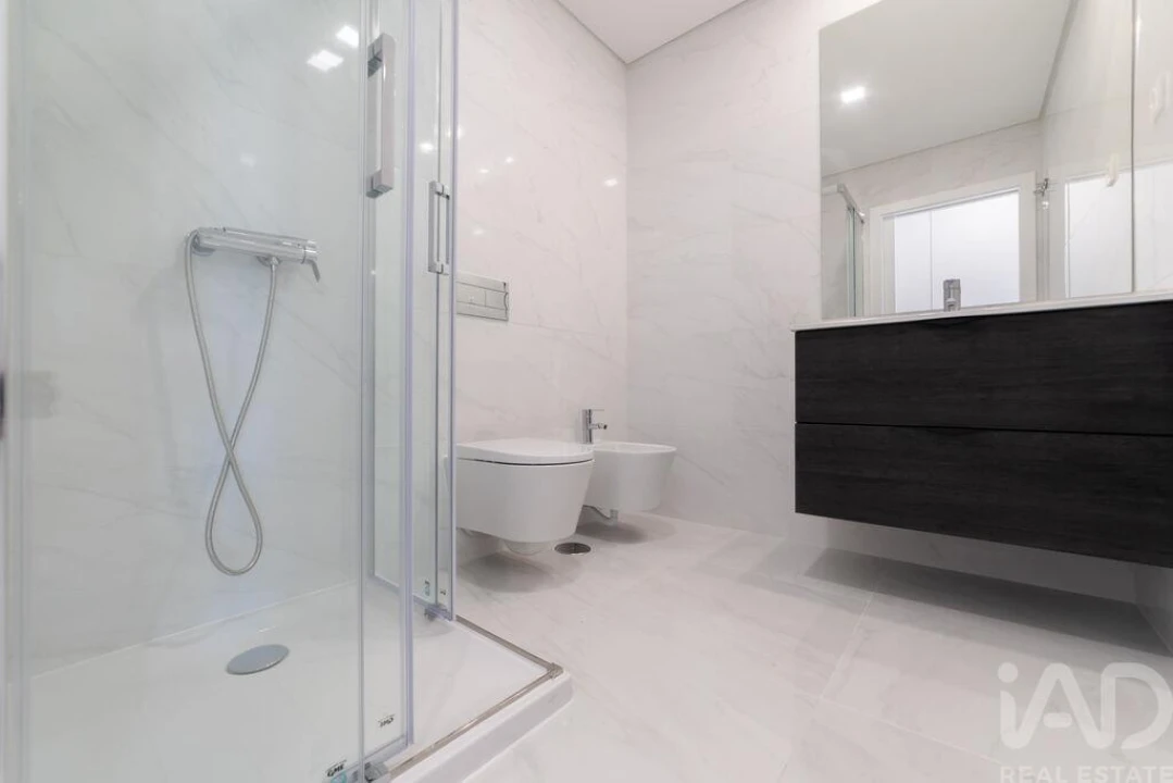 Moradia T4 para Venda em Tavarede Foto 21