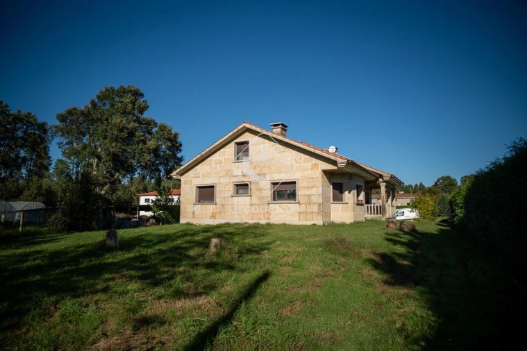 Moradia T3 para Venda em Fontoura Foto 13