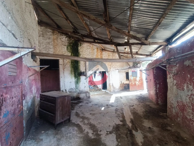 Moradia T0 para Venda em Escalos de Cima e Lousa Foto 5