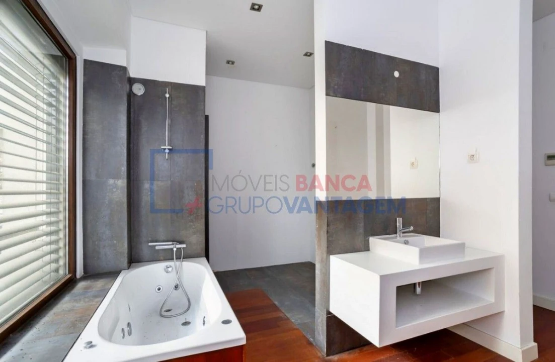 Apartamento T4 para Venda em Avenidas Novas Foto 16