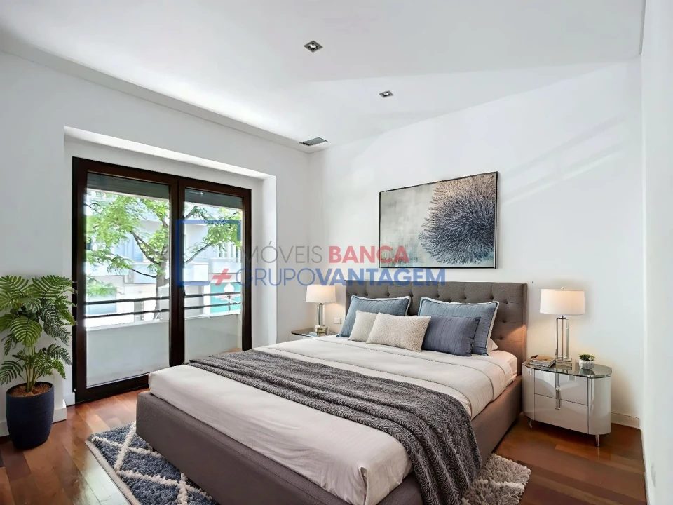 Apartamento T4 para Venda em Avenidas Novas Foto 13