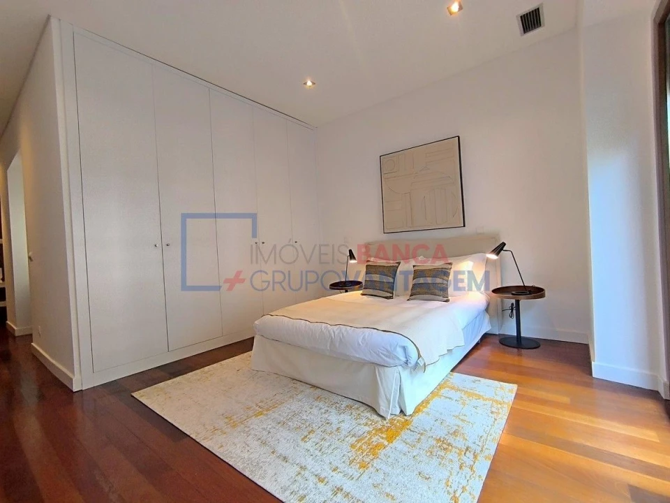 Apartamento T4 para Venda em Avenidas Novas Foto 9