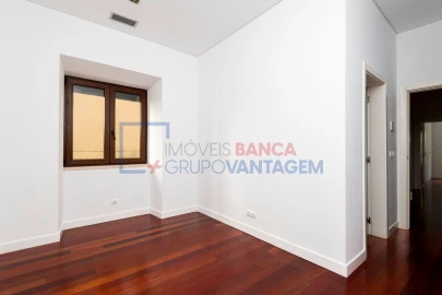 Apartamento T4 para Venda em Avenidas Novas