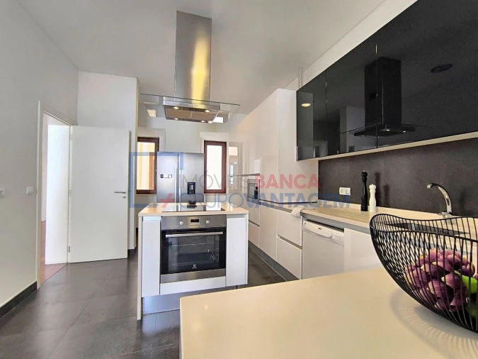 Apartamento T4 para Venda em Avenidas Novas Foto 20