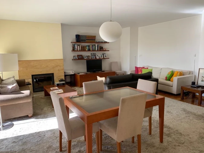 Apartamento T3 para Venda em Aldoar, Foz do Douro e Nevogilde Foto 4