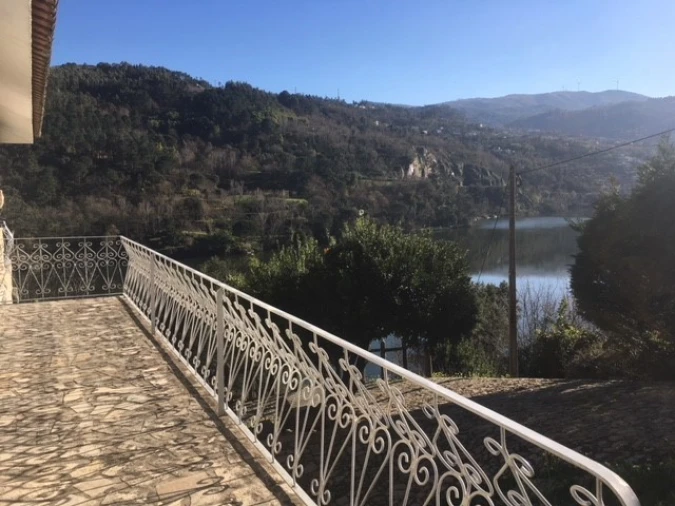 Quinta T6 para Venda em Penhalonga e Paços de Gaiolo Foto 7