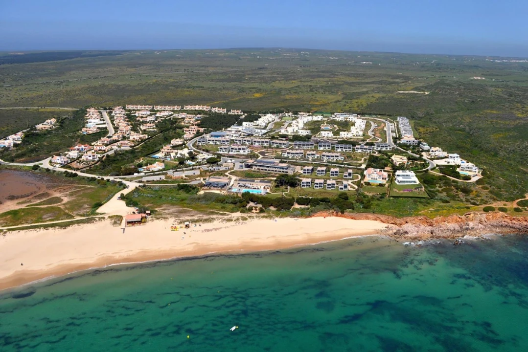 Moradia T2 para Venda em Vila de Sagres Foto 4
