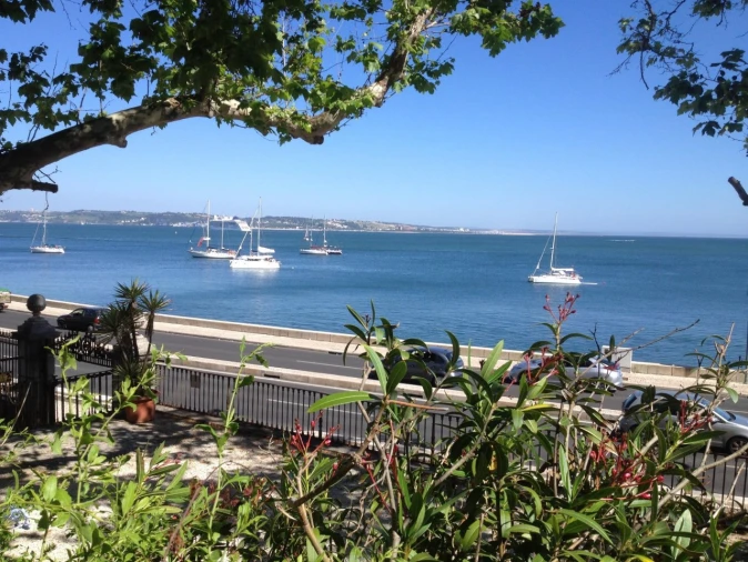 Moradia T20 para Venda em Oeiras e São Julião da Barra, Paço de Arcos e Caxias Foto 17