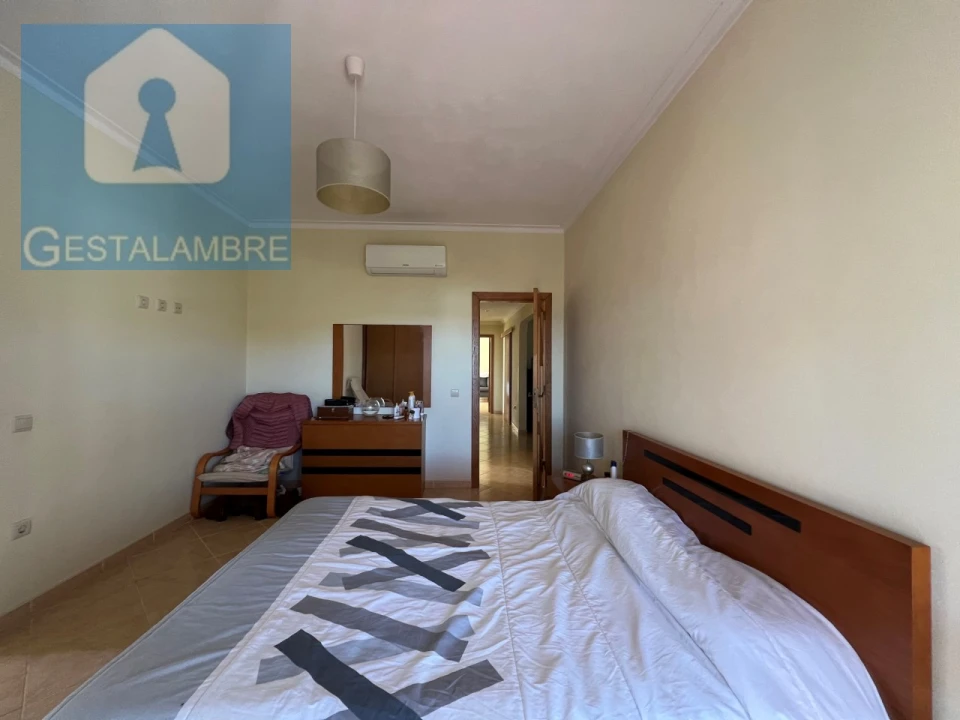 Moradia T6 para Venda em Albufeira e Olhos de Água Foto 51