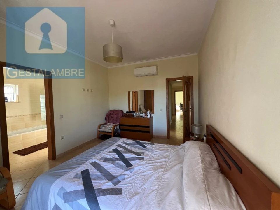 Moradia T6 para Venda em Albufeira e Olhos de Água Foto 52