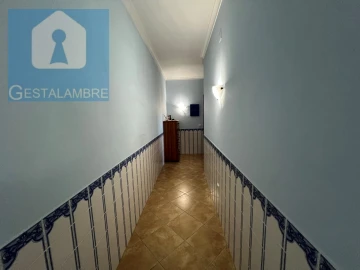 Moradia T6 para Venda em Albufeira e Olhos de Água