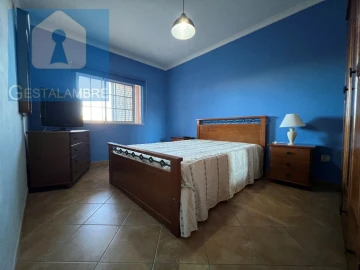 Moradia T6 para Venda em Albufeira e Olhos de Água