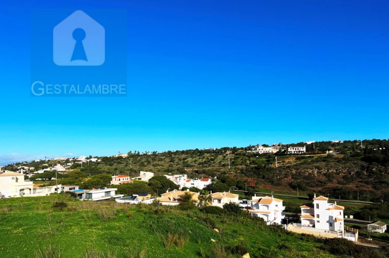 Moradia T6 para Venda em Albufeira e Olhos de Água Foto 11