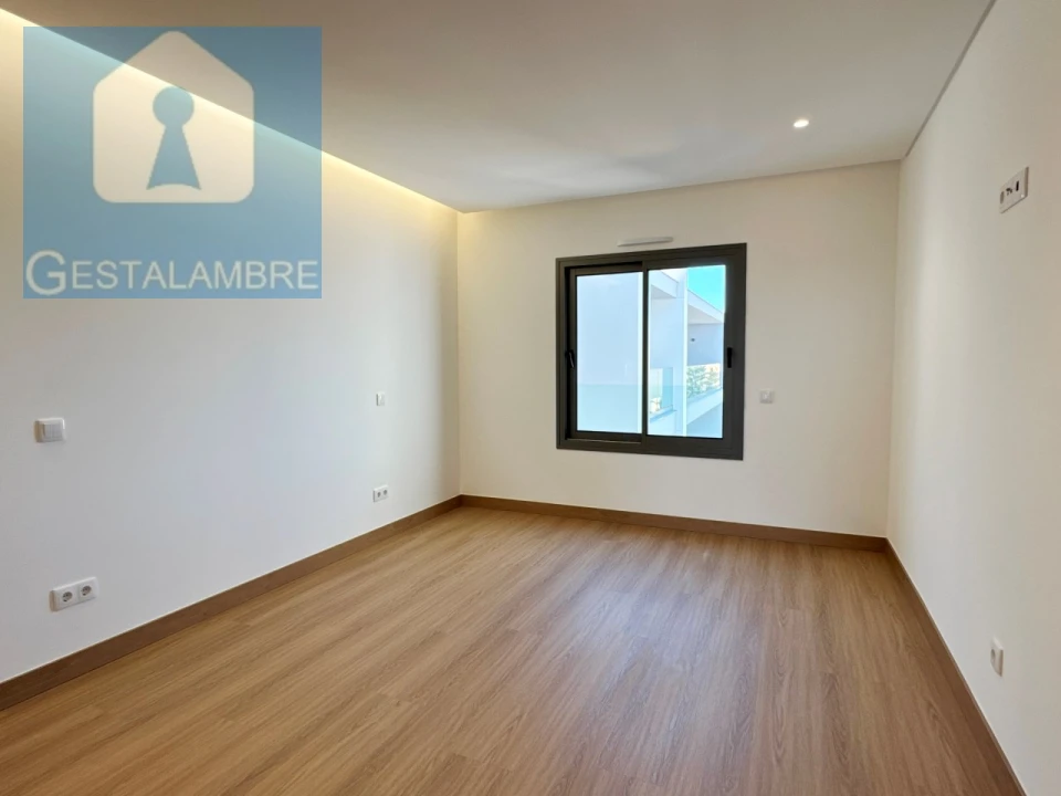 Apartamento T2 para Venda em Albufeira e Olhos de Água Foto 9