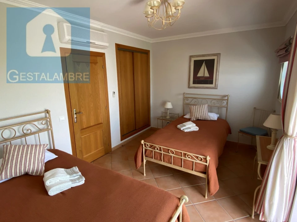 Apartamento T2 para Arrendamento férias em Albufeira e Olhos de Água Foto 16