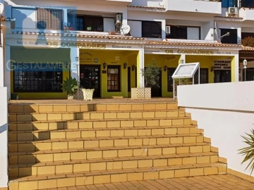 Negócio para Venda em Albufeira e Olhos de Água