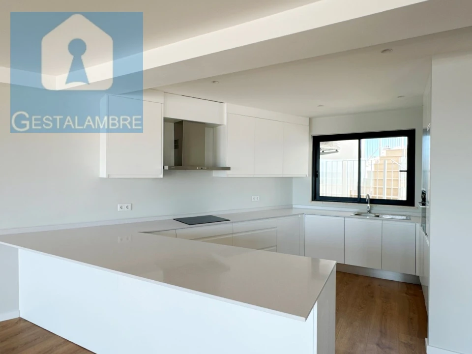 Apartamento T4 para Venda em Albufeira e Olhos de Água Foto 4