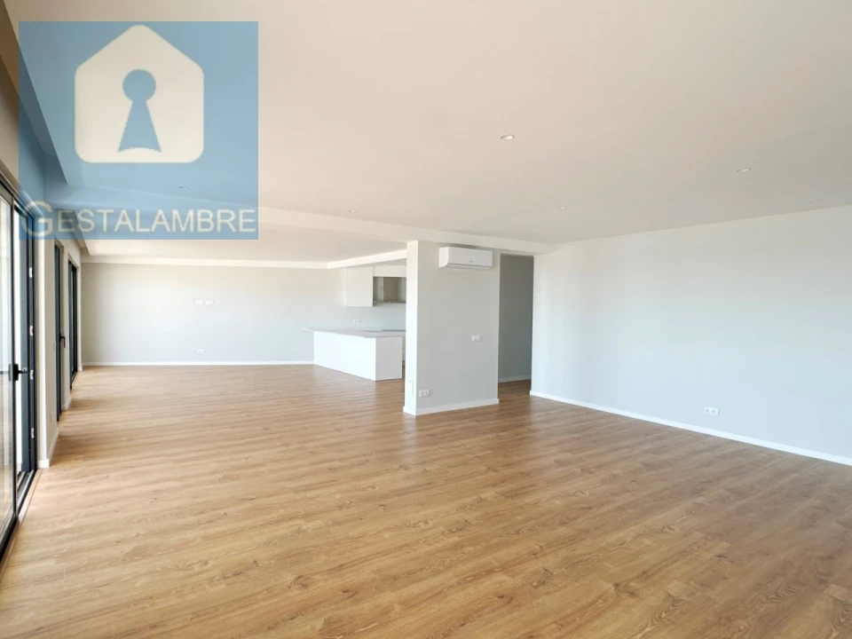 Apartamento T4 para Venda em Albufeira e Olhos de Água Foto 9