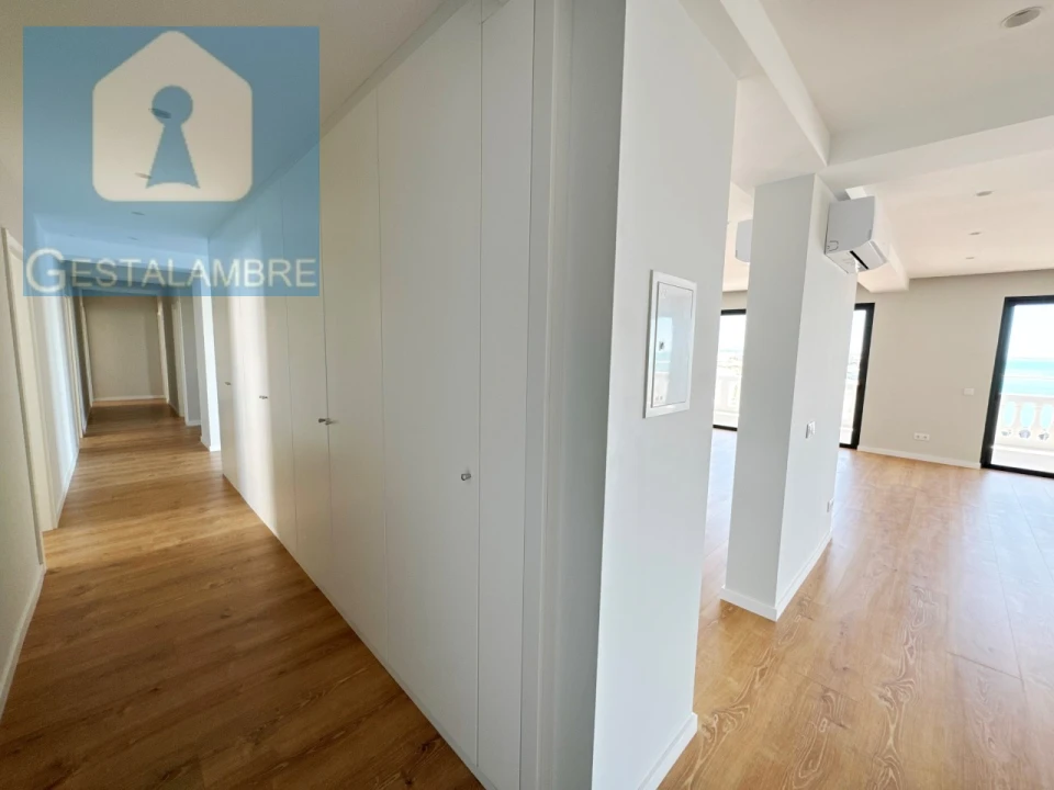 Apartamento T4 para Venda em Albufeira e Olhos de Água Foto 17