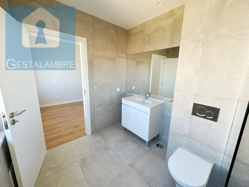 Apartamento T4 para Venda em Albufeira e Olhos de Água Foto 24