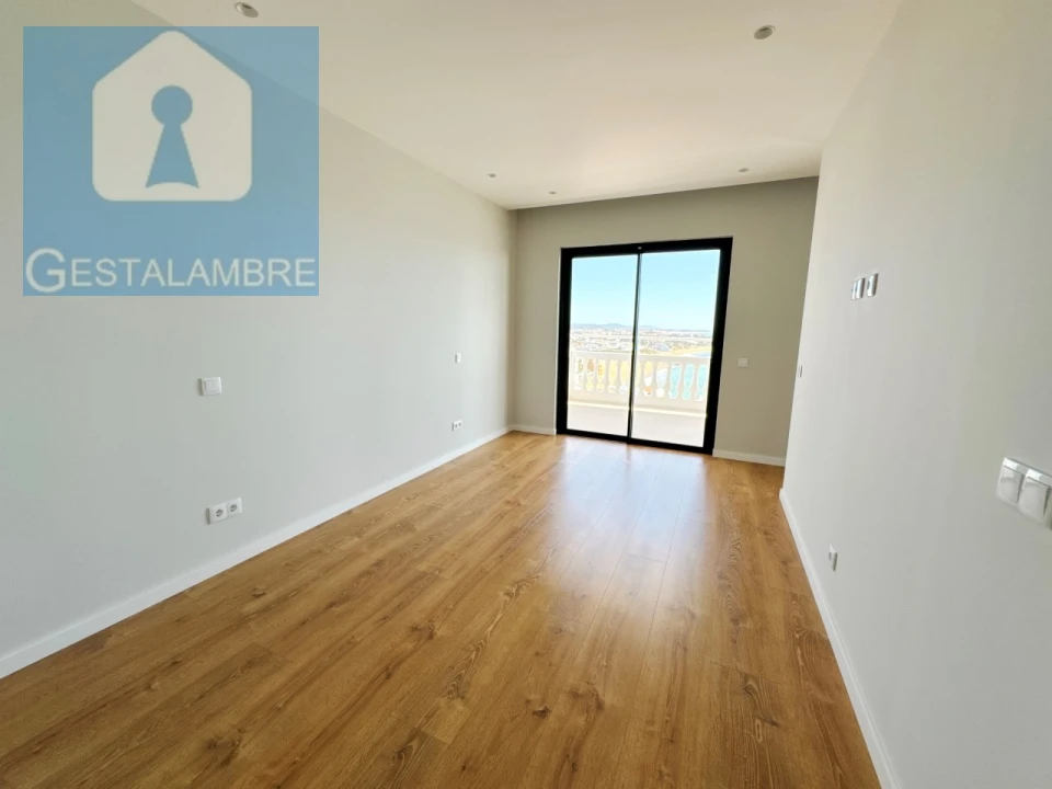 Apartamento T4 para Venda em Albufeira e Olhos de Água Foto 37