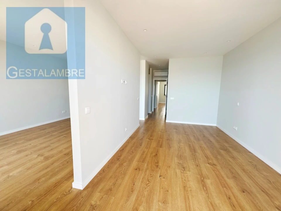 Apartamento T4 para Venda em Albufeira e Olhos de Água Foto 38