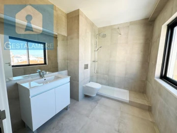 Apartamento T4 para Venda em Albufeira e Olhos de Água