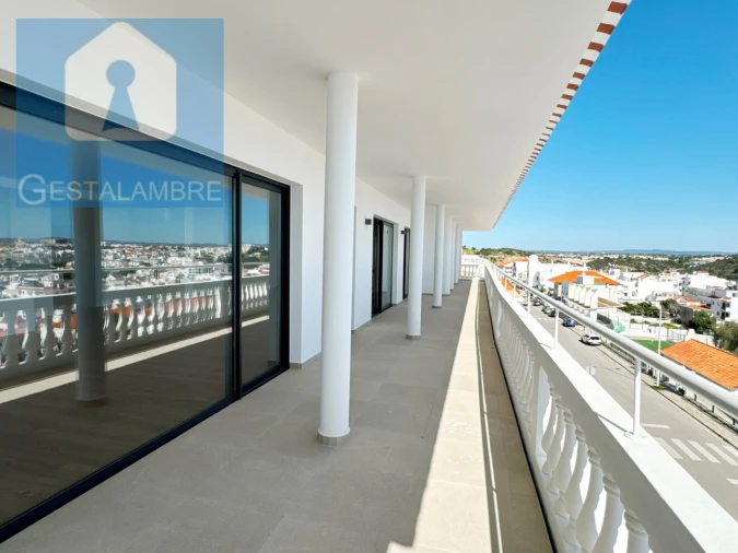 Apartamento T4 para Venda em Albufeira e Olhos de Água Foto 12