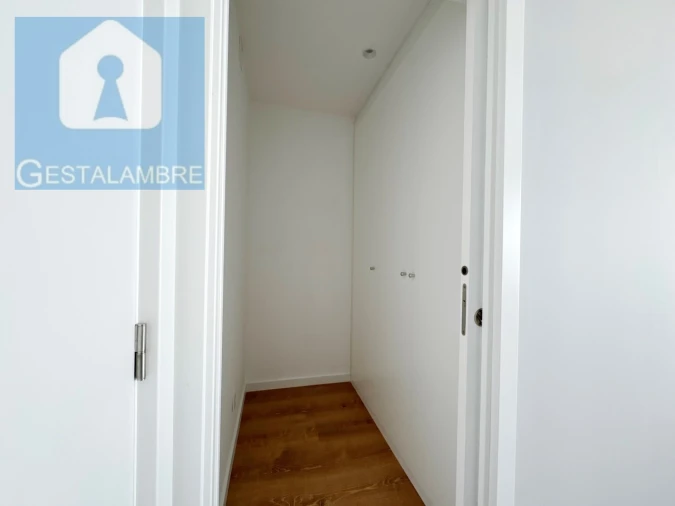 Apartamento T4 para Venda em Albufeira e Olhos de Água Foto 19