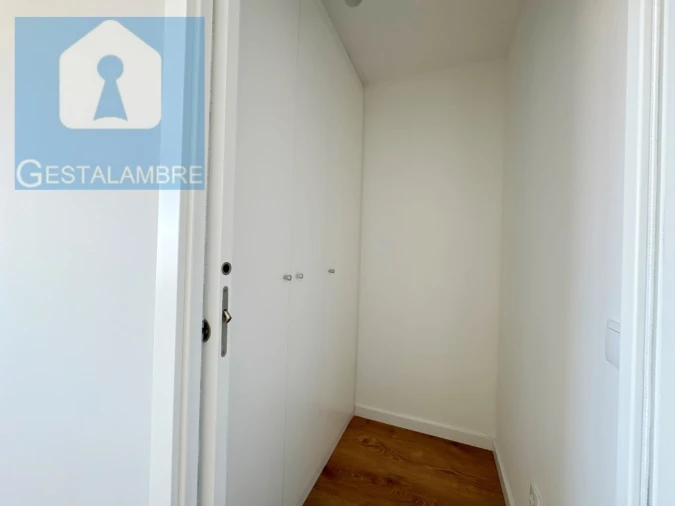 Apartamento T4 para Venda em Albufeira e Olhos de Água Foto 30