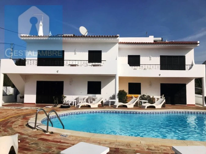 Moradia T5 para Venda em Albufeira e Olhos de Água Foto 13