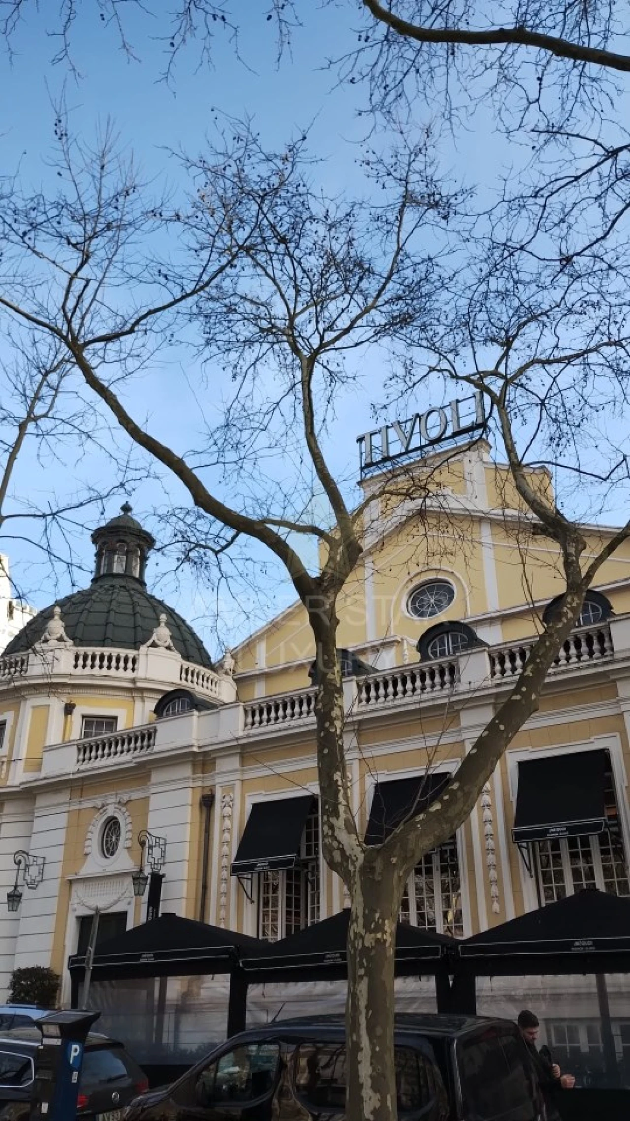 Prédio para Venda em Santo António Foto 2