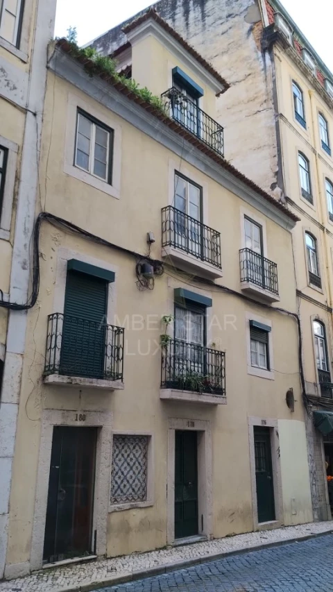 Prédio para Venda em Santo António