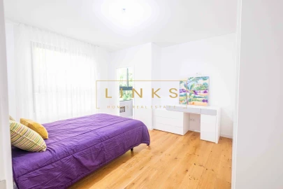 Apartamento T6 para Venda em Funchal (São Pedro)