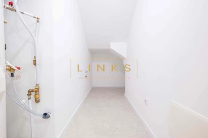 Apartamento T6 para Venda em Funchal (São Pedro)