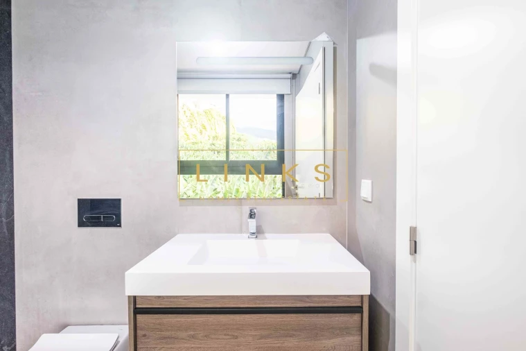 Apartamento T6 para Venda em Funchal (São Pedro) Foto 44