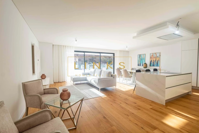 Apartamento T6 para Venda em Funchal (São Pedro) Foto 5