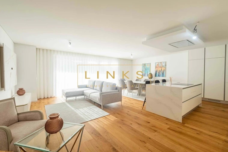 Apartamento T6 para Venda em Funchal (São Pedro) Foto 4