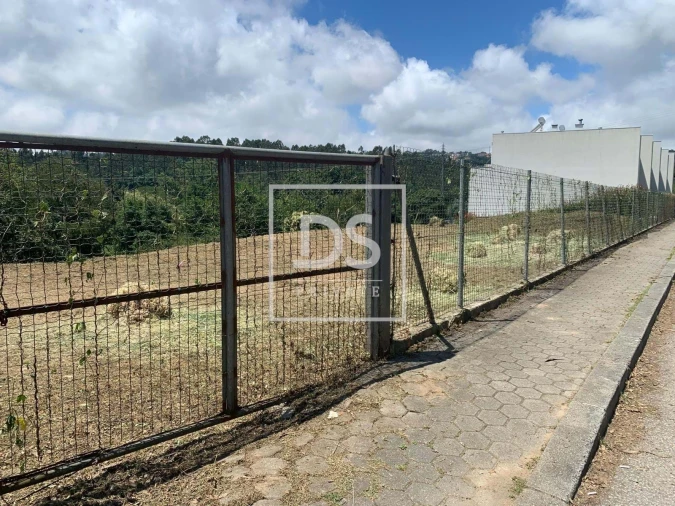Terreno para Venda em O. Azeméis, Riba-Ul, Ul, Macinhata Seixa, Madail Foto 3