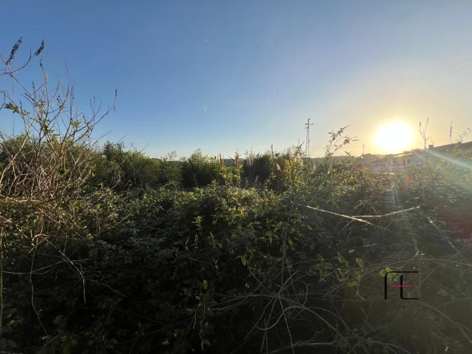 Terreno para Venda em Vilar de Andorinho Foto 5