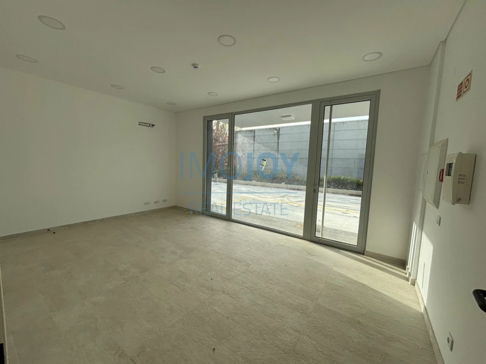 Armazém para Arrendamento em Moita Foto 10