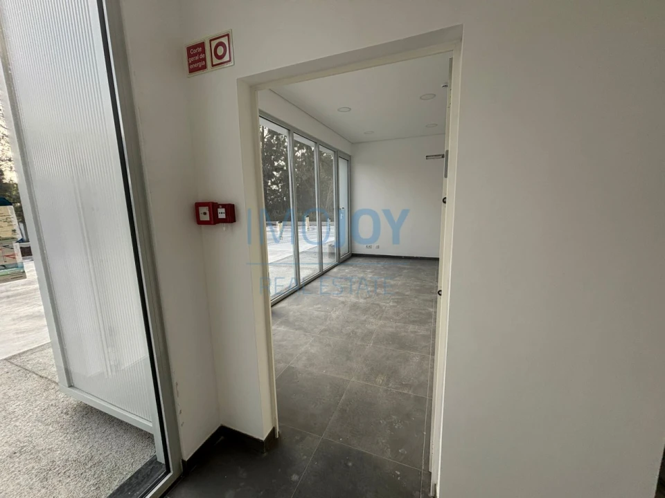 Armazém para Arrendamento em Moita Foto 15