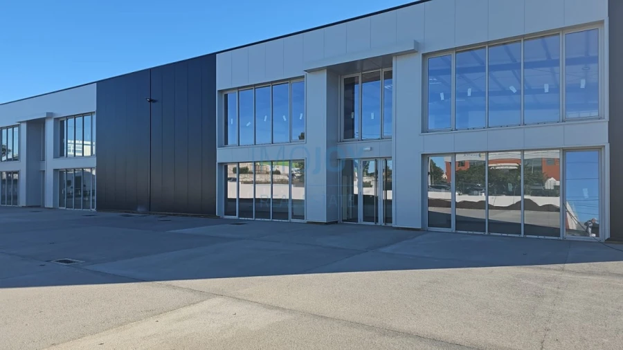 Armazém para Arrendamento em Moita Foto 1