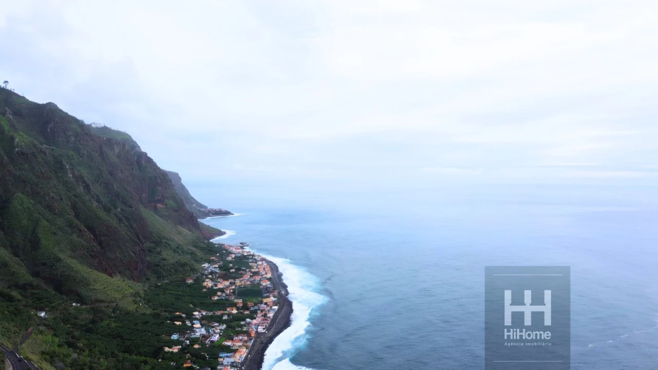 Terreno para Venda em Fajã da Ovelha Foto 3