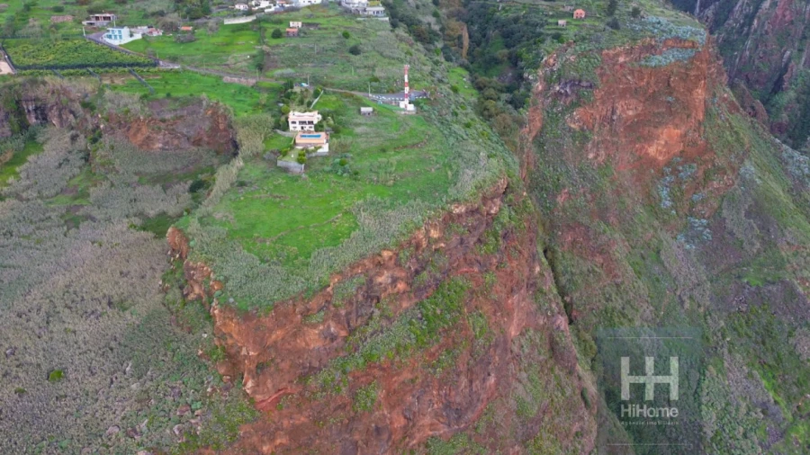 Terreno para Venda em Fajã da Ovelha Foto 11