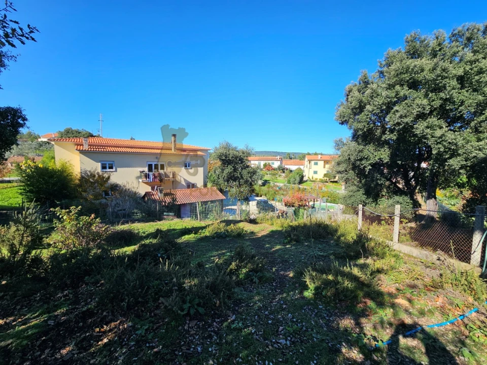 Moradia T4 para Venda em Vila Facaia Foto 18